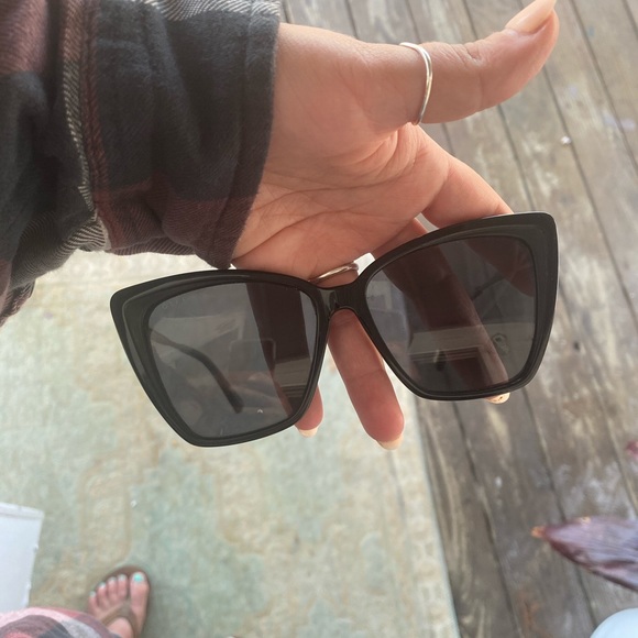 Diff women’s sunglasses
